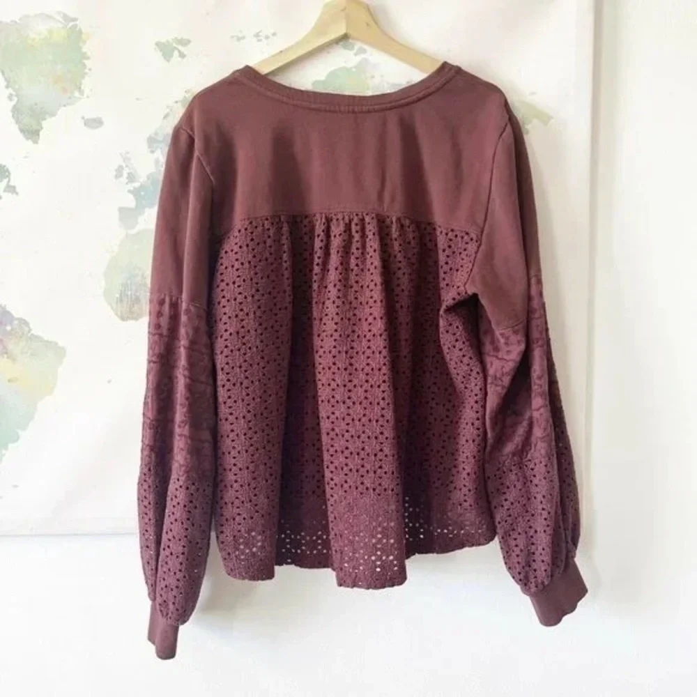 ANTHROPOLOGIE MAROON EYELET COTTON Y-NECKLINE SWEATSHIRT